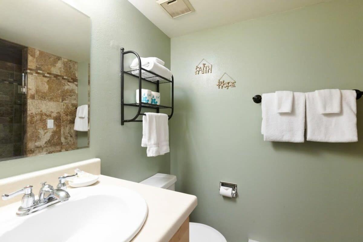 Downtown Chalet Close To Main St With Pool And Hot Tub Breckenridge Zewnętrze zdjęcie