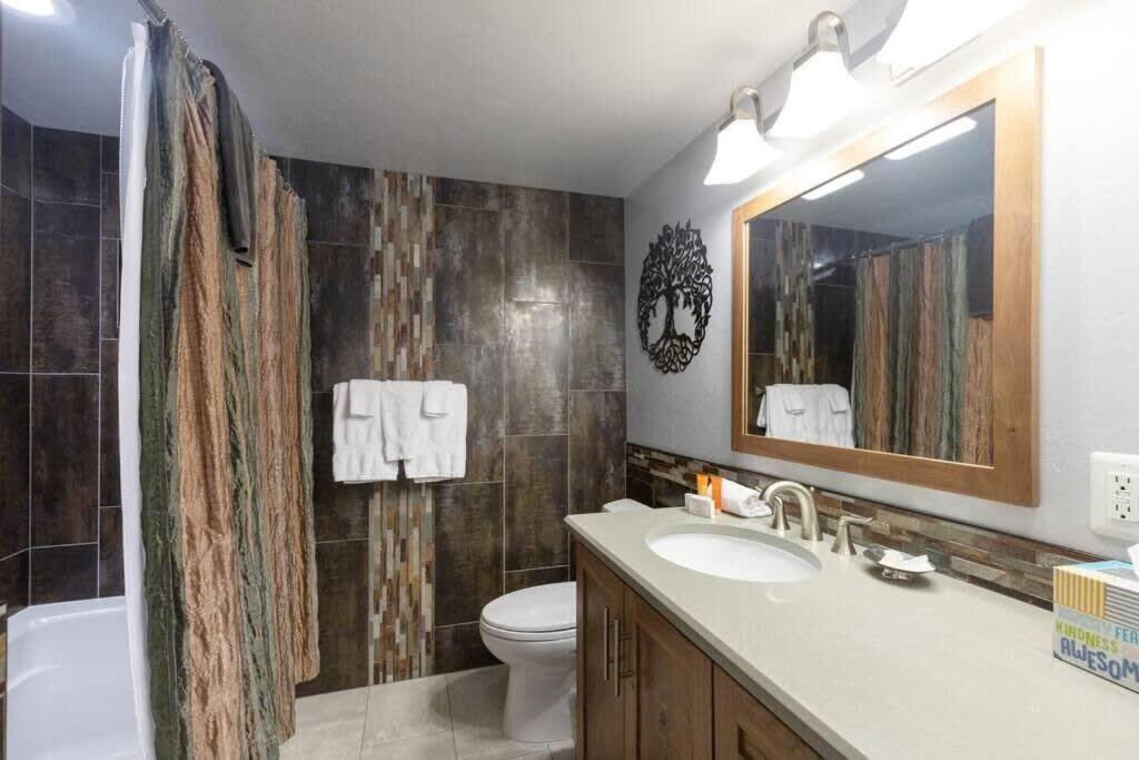 Downtown Chalet Close To Main St With Pool And Hot Tub Breckenridge Zewnętrze zdjęcie