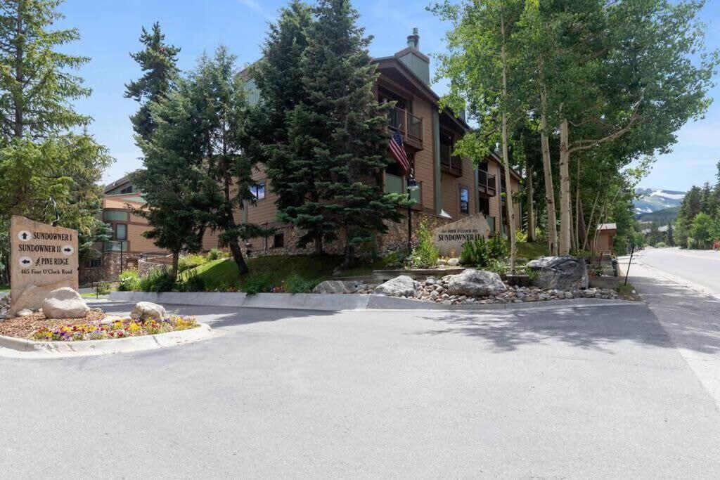 Downtown Chalet Close To Main St With Pool And Hot Tub Breckenridge Zewnętrze zdjęcie