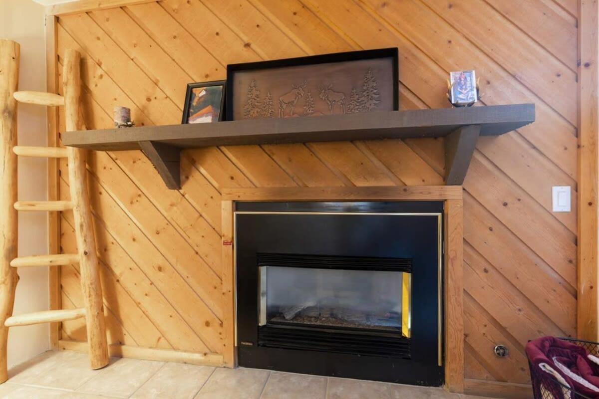 Downtown Chalet Close To Main St With Pool And Hot Tub Breckenridge Zewnętrze zdjęcie